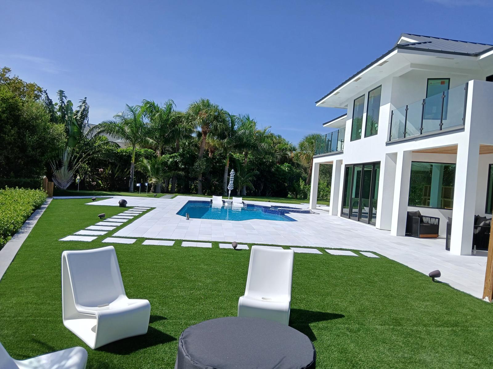 Sunshine Pavers LLC - Expert paver installation in Florida